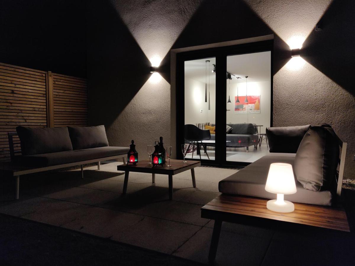 Sur La Route Des Vins - Maison Design - Colmar Exterior foto